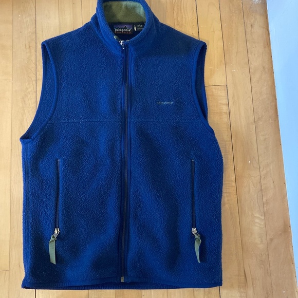 Vintage Patagonia Synchilla Navy Full Zip Fleece Sleeveless Vest S Made in USA - Picture 1 of 8